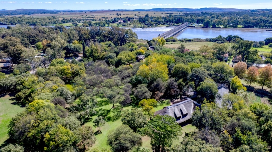 5 Bedroom Property for Sale in Luciana Country Estate Free State